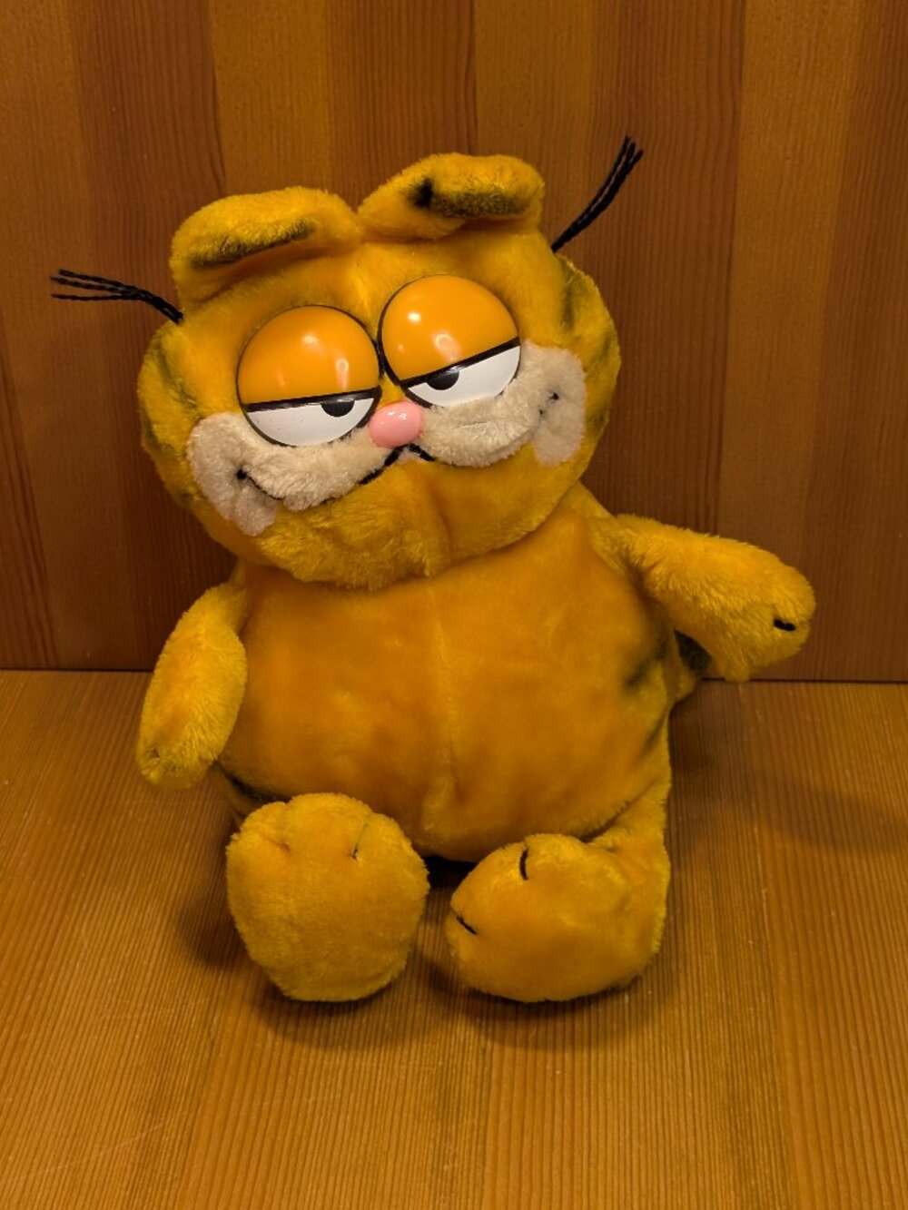 1981 Sitting GARFIELD United Signature 12” PLUSH Stuffed Cat Toy Fun Farm - VGUC
